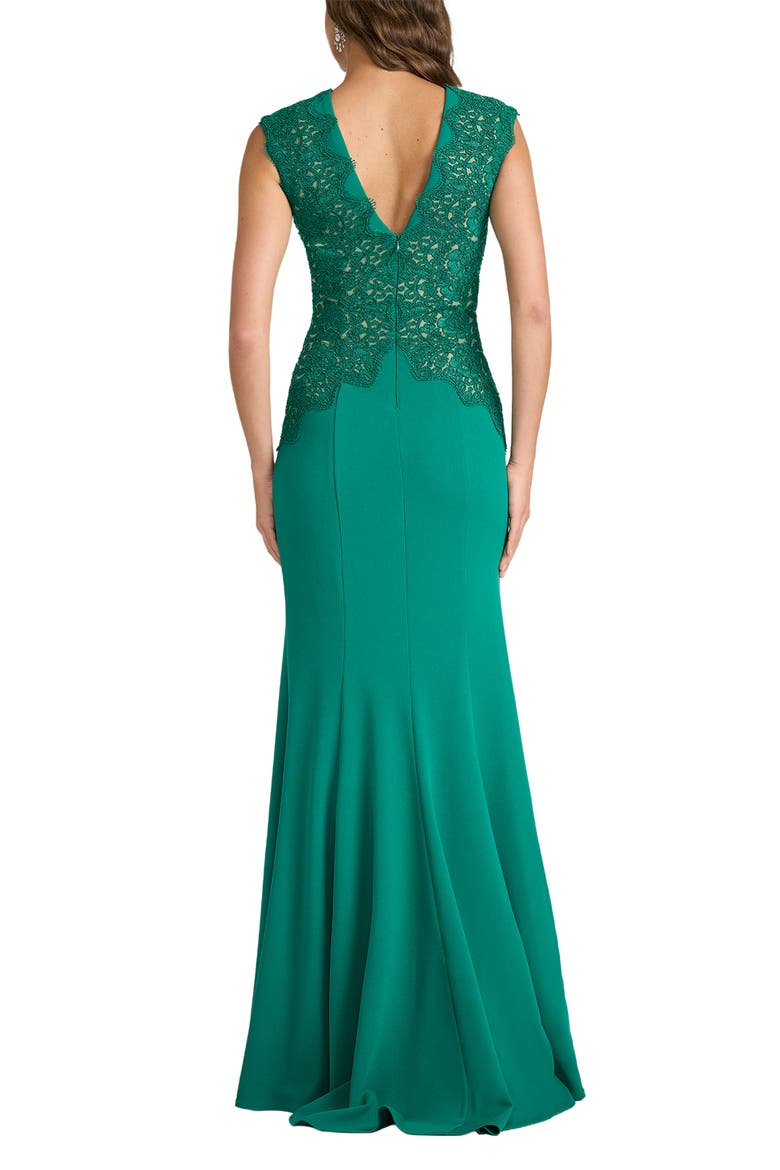 Embroidered Detail Crepe Body-Con Gown, Alternate, color, EMERALD