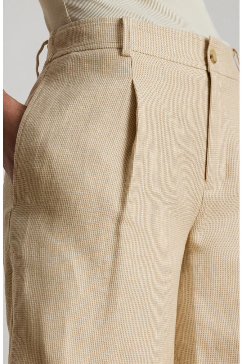 Pleated Linen Blend Shorts, Alternate, color, BEIGE/ CREAM MULTI