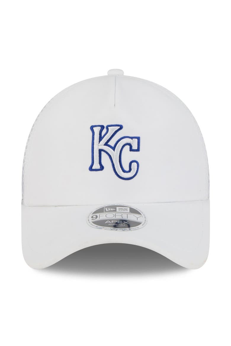 Men's New Era White Kansas City Royals 2026 Batting Practice Apex 9FORTY Adjustable Trucker Hat, Alternate, color, White