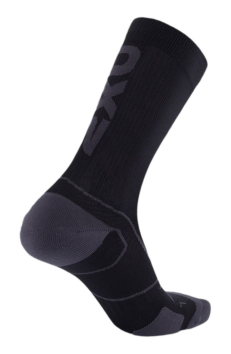 2XU Vectr Cushion Crew Socks, Main, color, Black/Titanium