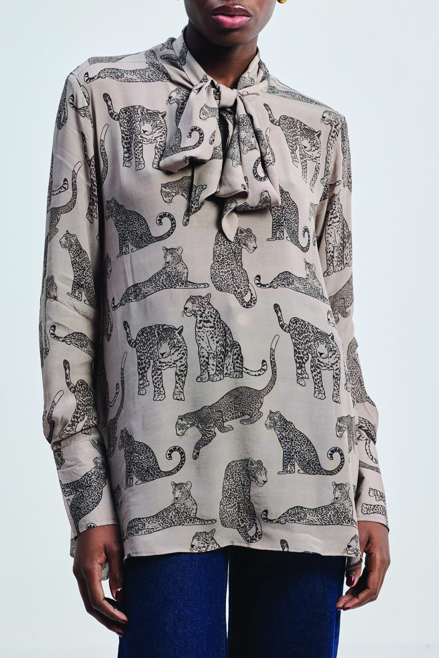 Relaxed-Fit Top with Front Tie - image 1
