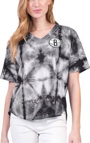 G-III 4HER BY CARL BANKS Women's G-III 4Her by Carl Banks Black Brooklyn Nets Tournament Raglan Oversized Tie-Dye V-Neck T-Shirt
