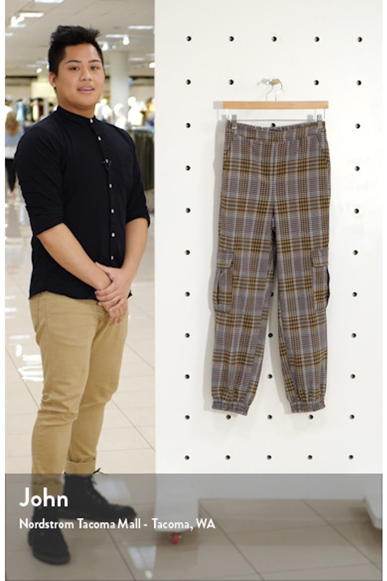 Bobbie Plaid Joggers video