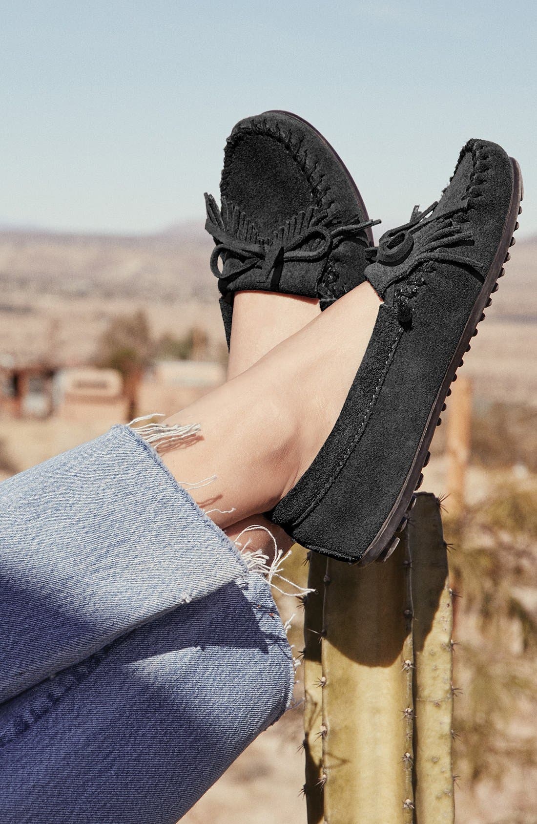 Minnetonka 'Kilty' Suede Moccasin, Alternate, color, 