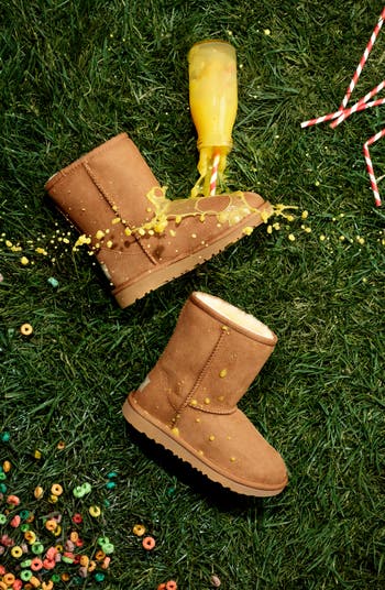 2024 UGG Toddler's Classic Weather Short Waterproof Leather Boot