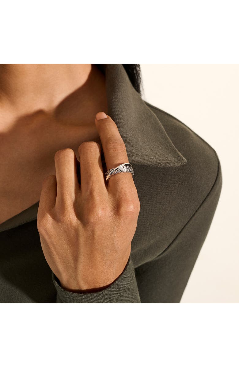 JH Essentials Crossover Ring