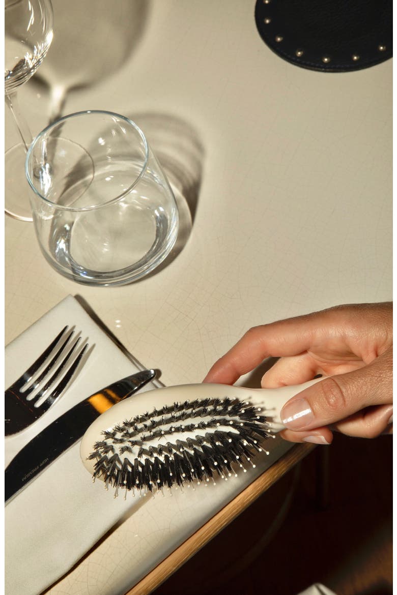 N.03 The Small Gentle Scalp Care Hairbrush, Alternate, color, CREAMY WHITE