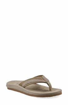 CLIFFS BY WHITE MOUNTAIN Bays Flip Flop Sandal