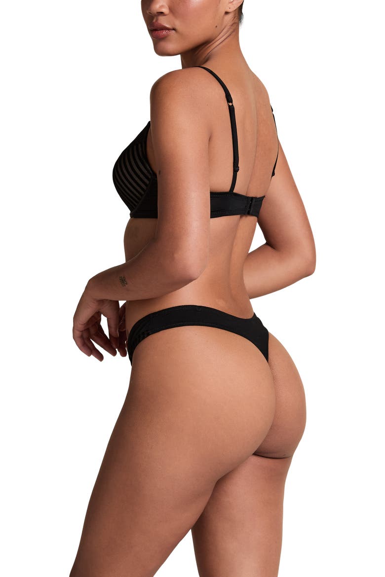 Pia thong, Alternate, color, Black
