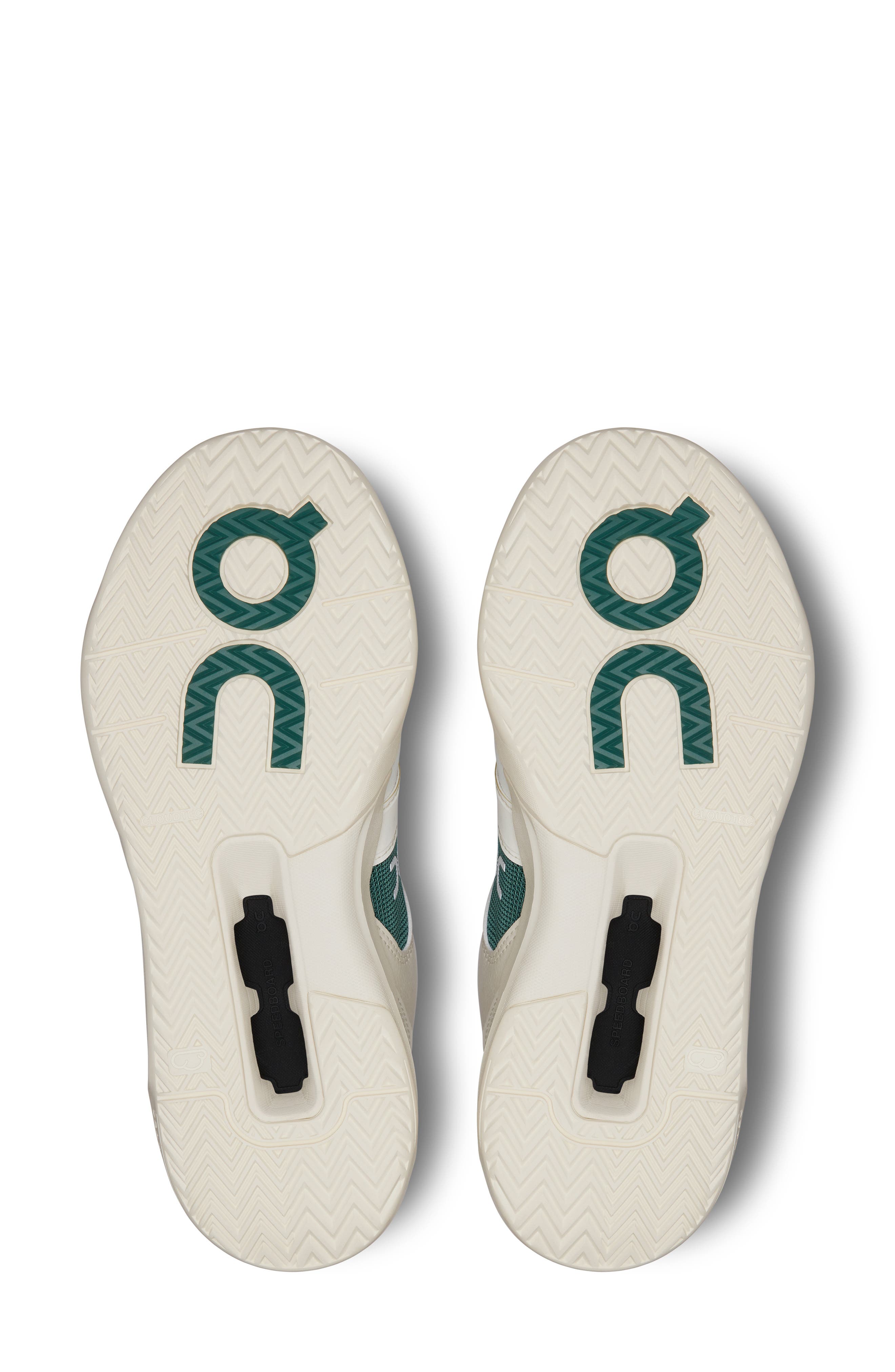 On The ROGER Clubhouse Pro Tennis Sneaker, Alternate, color, 