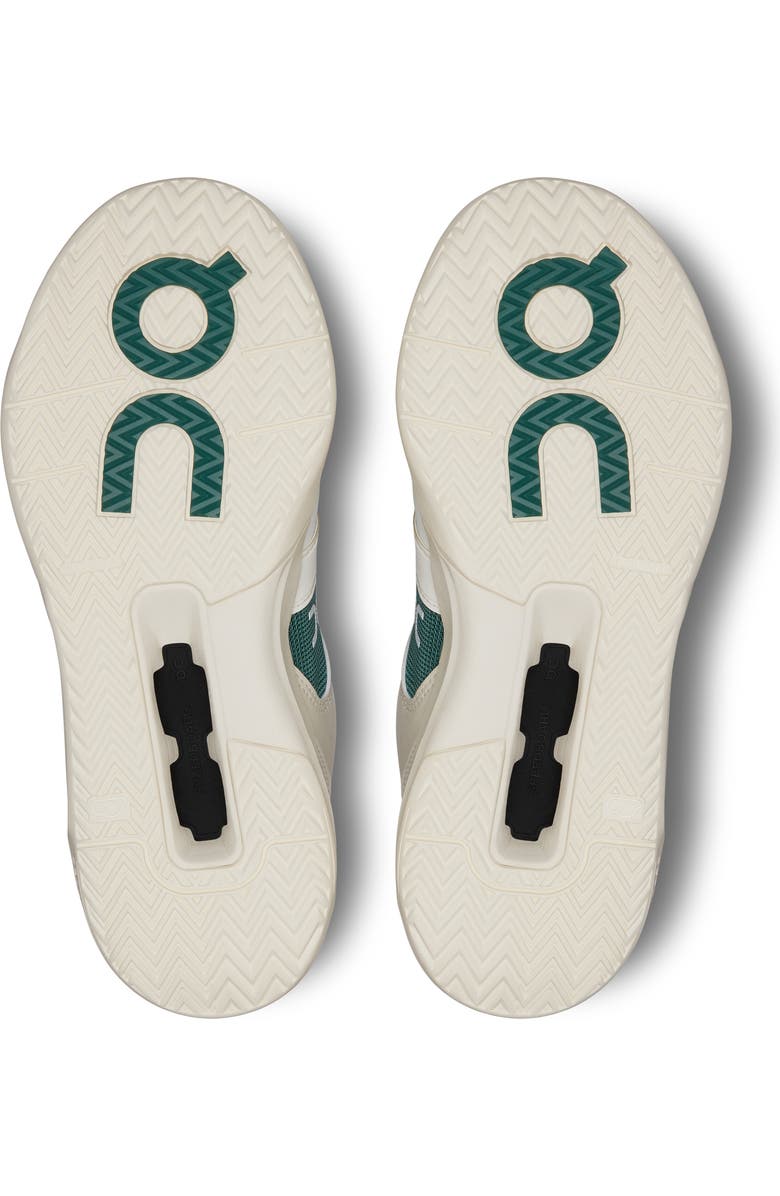 On The ROGER Clubhouse Pro Tennis Sneaker, Alternate, color,