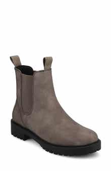 Journee Collection Blanche Chelsea Boot