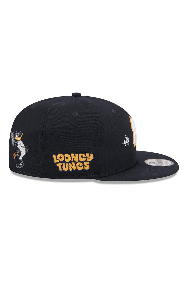 New Era Men's New Era Navy New York Yankees Looney Tunes Daffy Duck 9FIFTY Snapback Hat, Alternate, color, 