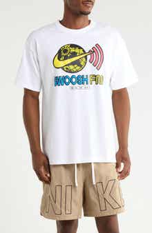 Sportswear Swoosh FM Graphic T-Shirt