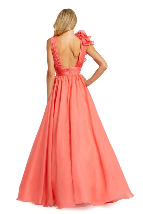 Mac Duggal Ruffle Detail Ruched Chiffon Ballgown In Coral