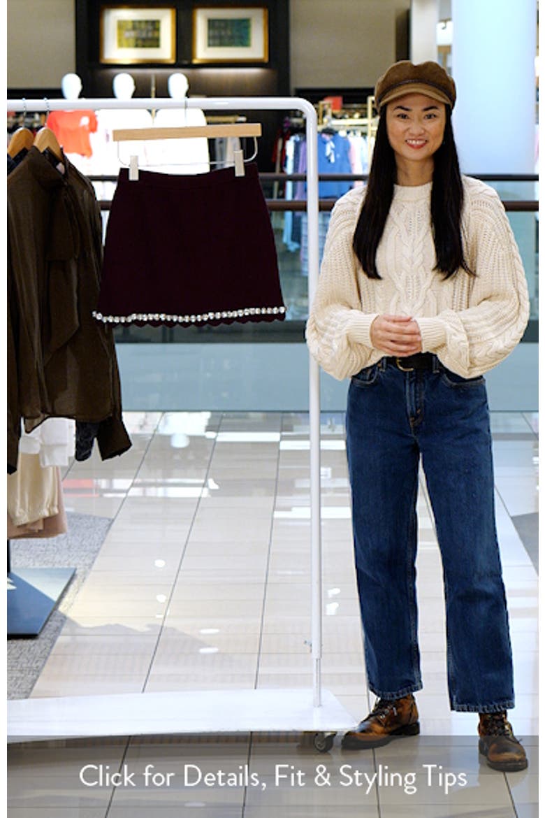 Jewel Scallop Knit Miniskirt video