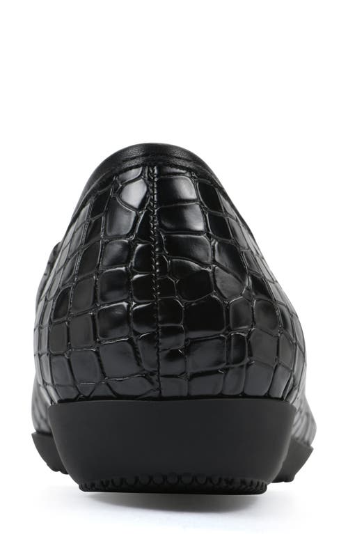 Cliffs By White Mountain White Mountain Charmed Flat In Black Smooth