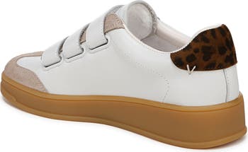 Reagan Sneaker