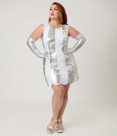 Plus Size Stripe Scallop Mini Dress