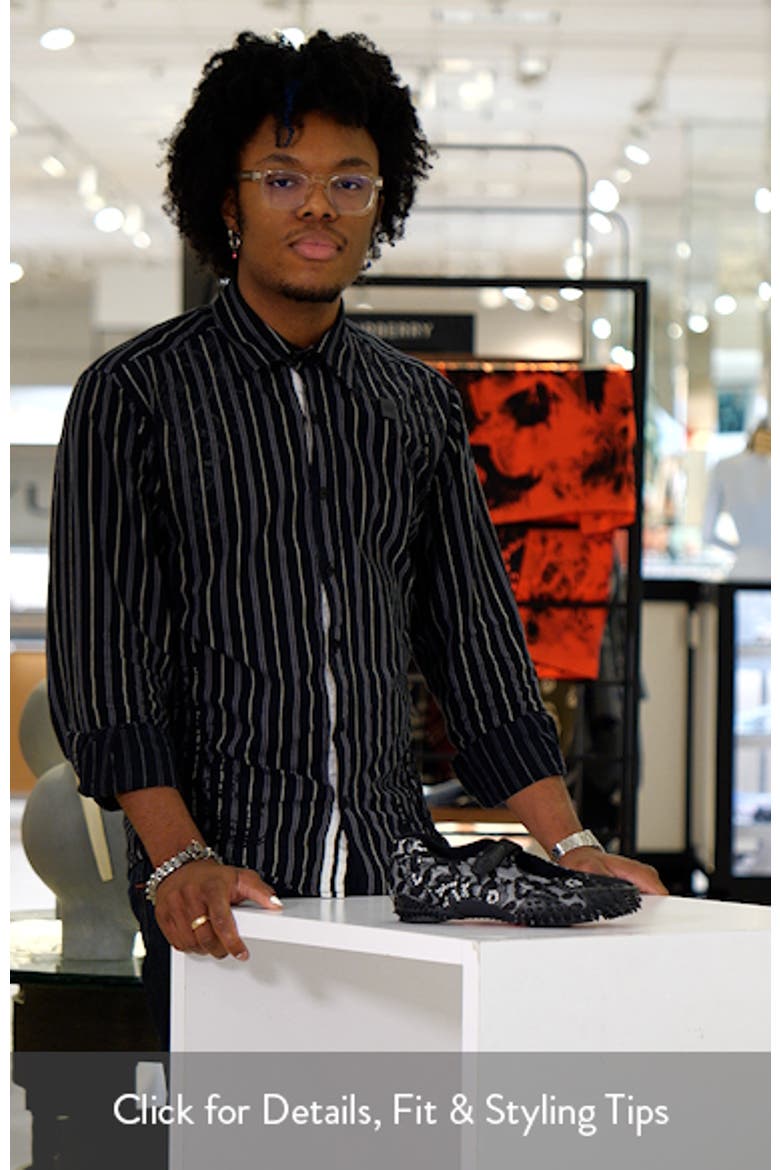 Mostro Fey Lace Sneaker video