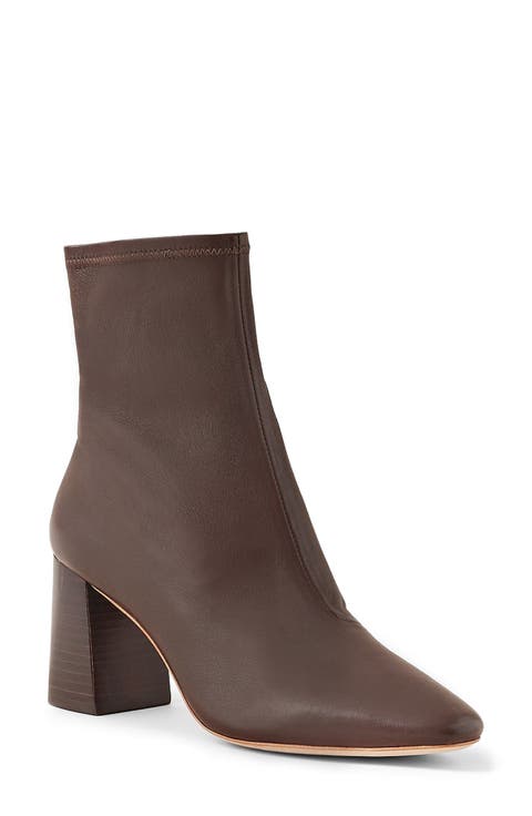 Elisa Pointed Toe Bootie (Women)