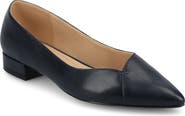 Journee Collection Carmin Pointed Toe Flat