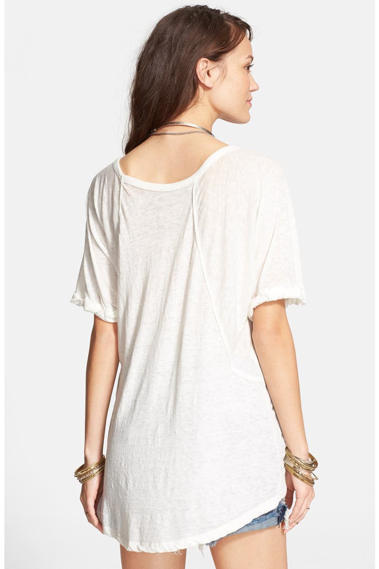 'Free Falling' Shirttail V-Neck Tee, Alternate, color, WHITE