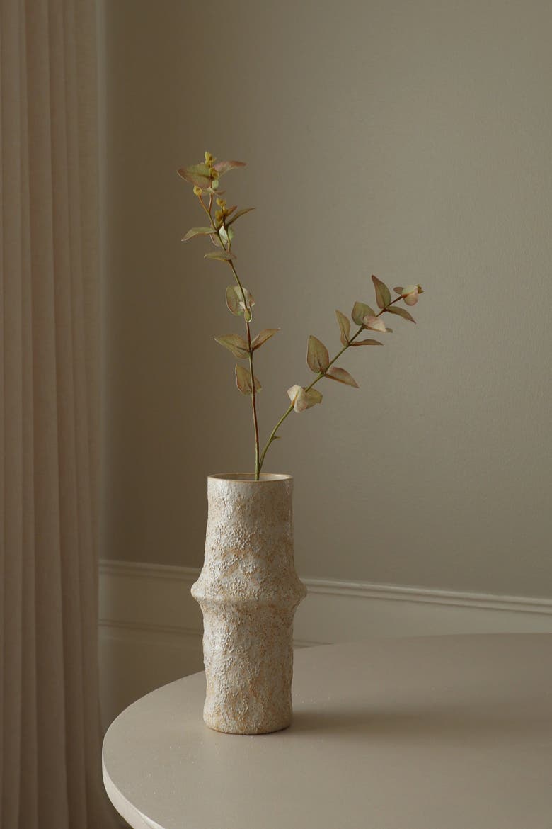 White Eucalyptus Leaves, Alternate, color, White