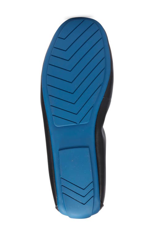 Me Too 'tru Blu' Flat