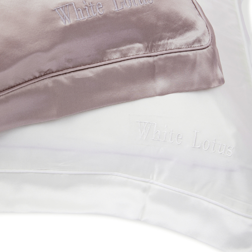 White Lotus Beauty Silk Pillowcase - Thumbnail 4