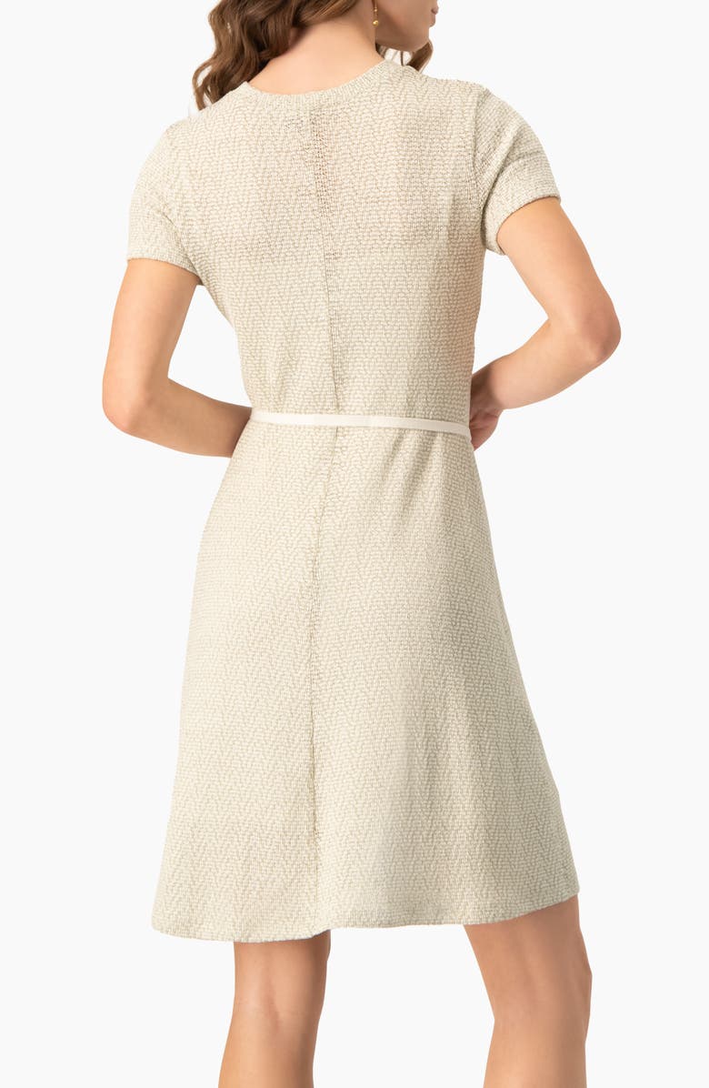 IVONNE Women's Short Sleeve Textured Knit A-Line Dress, Alternate, color, Gold