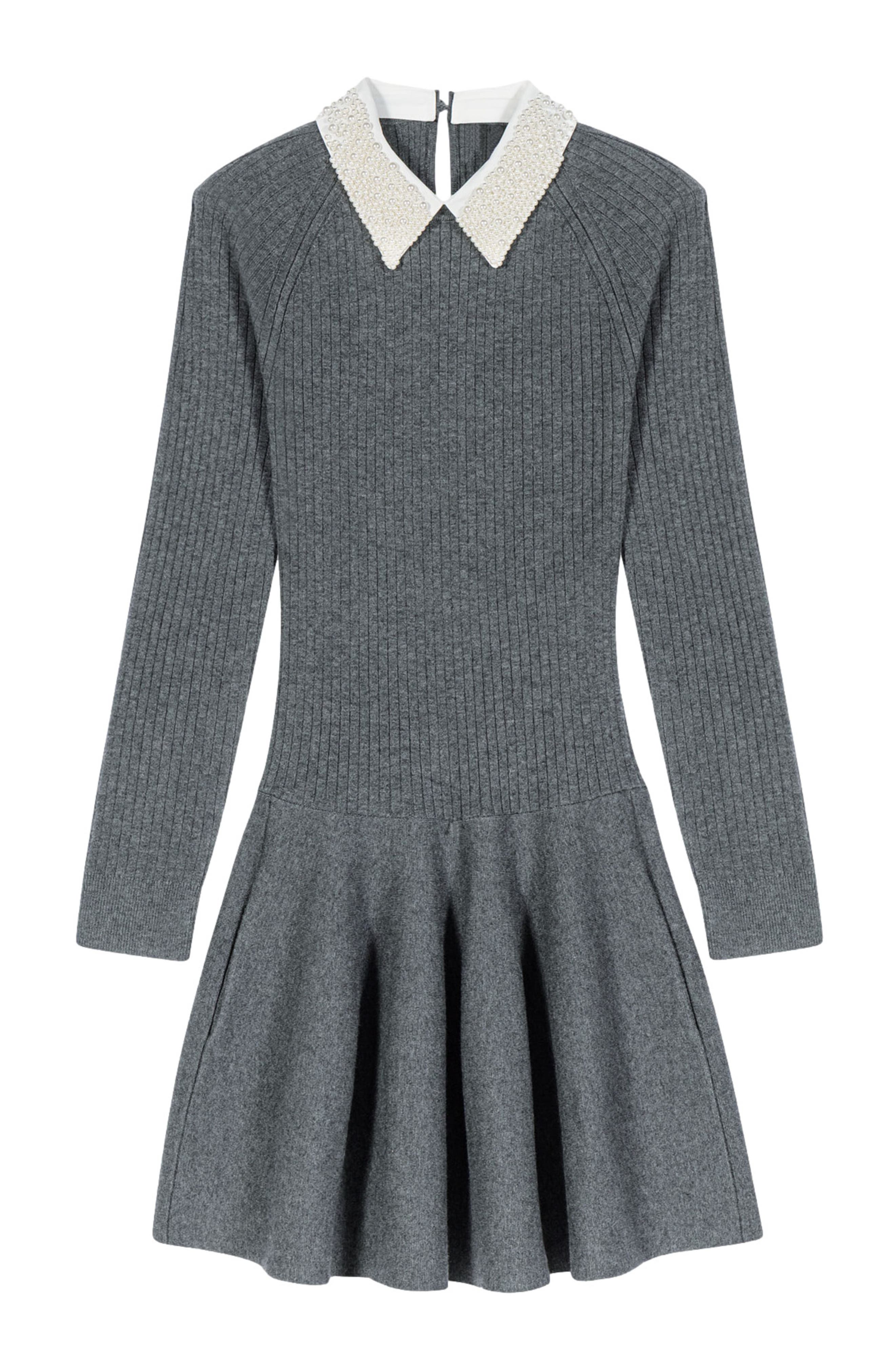 Beaded-collar short knit dress - image 2