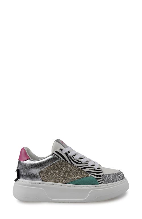 Candies Candie's Gummie Sneaker In Gold