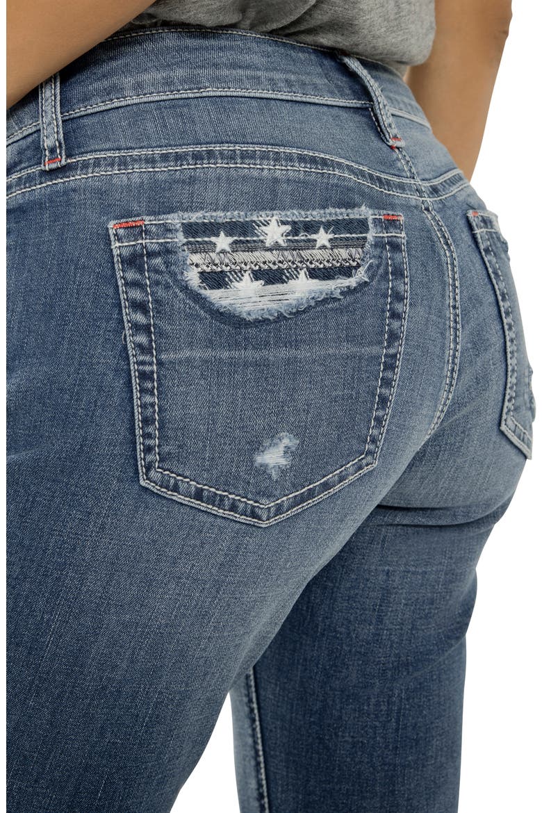 Elyse Curvy Distressed Mid Rise Capri Jeans, Alternate, color, SATURDAY MORNING