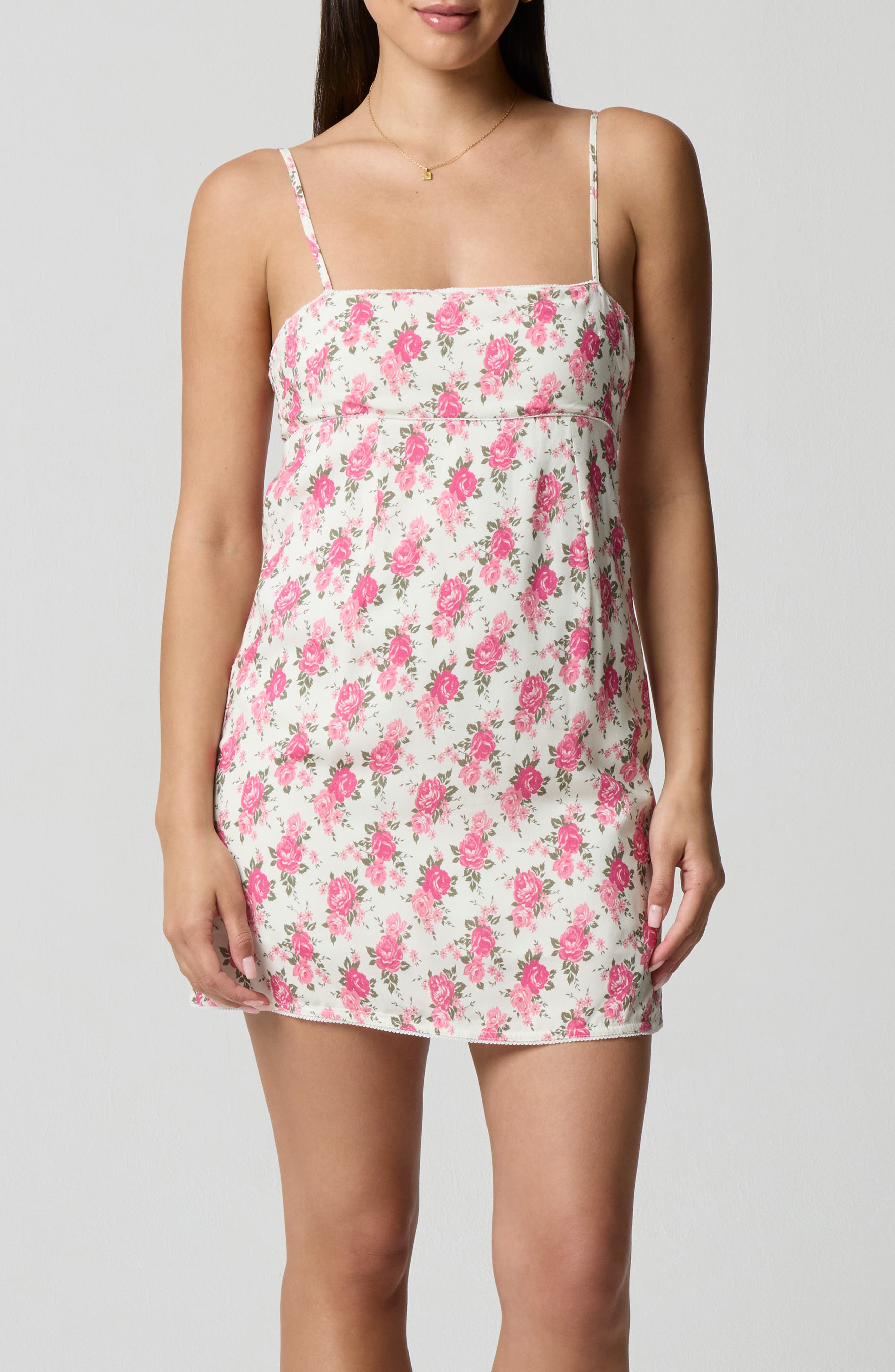 VINTAGE FLORAL