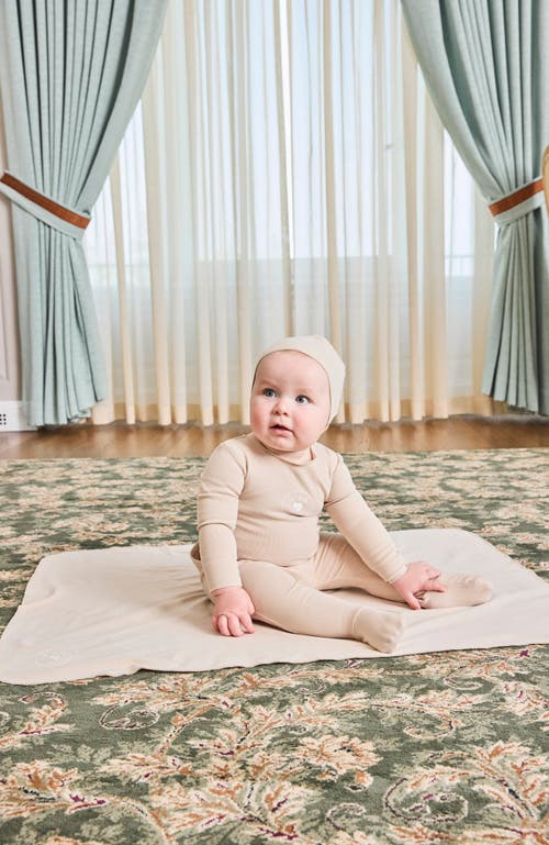 Noggiwear Lil' Love Footie In Tan