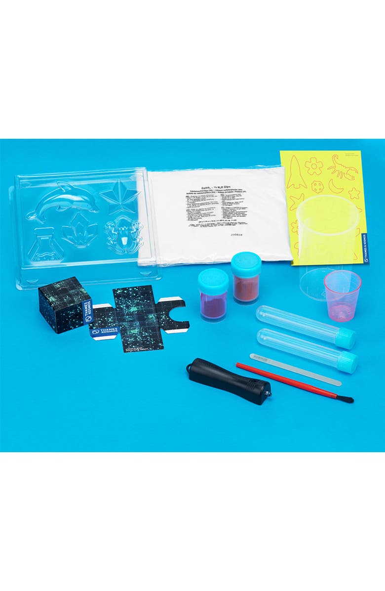 Thames & Kosmos Glow in the Dark Science Lab, Alternate, color, Miscellaneous