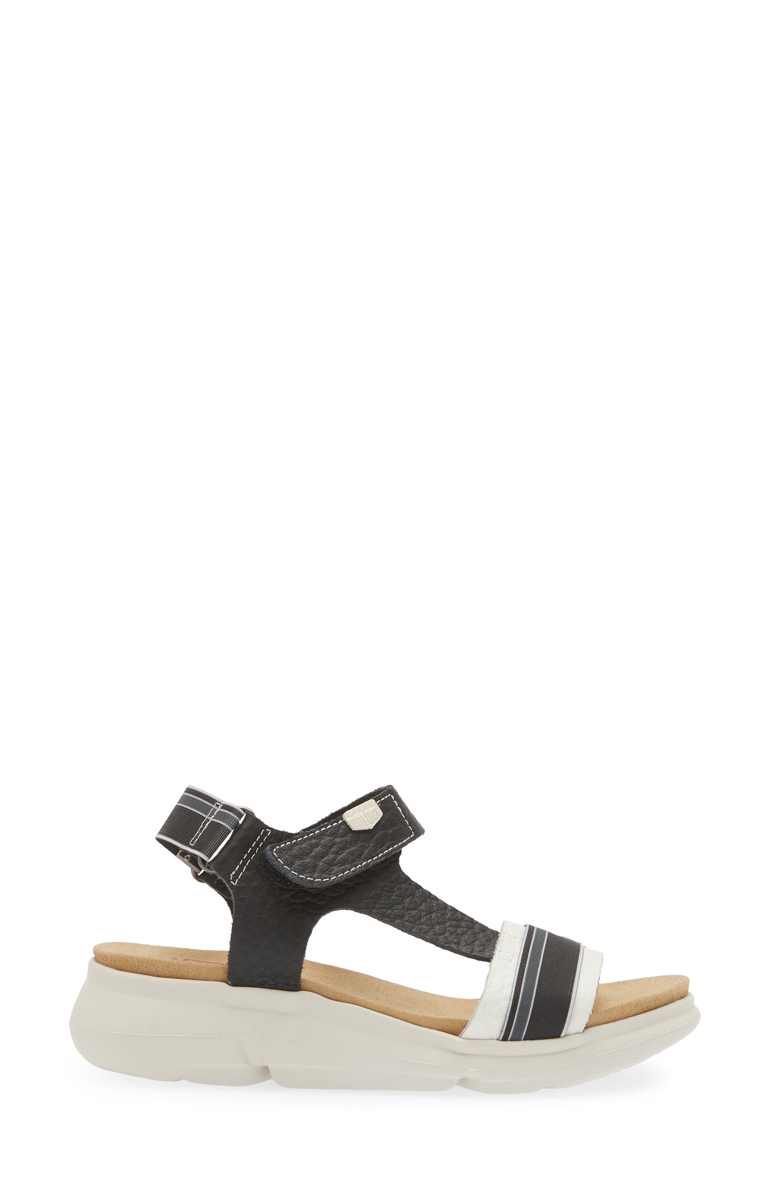 On Foot 90502 Daytona Platform Sandal, Alternate, color, Black/ Blanco