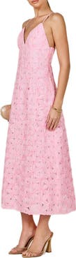 Endless Rose Textured Floral Midi Dress