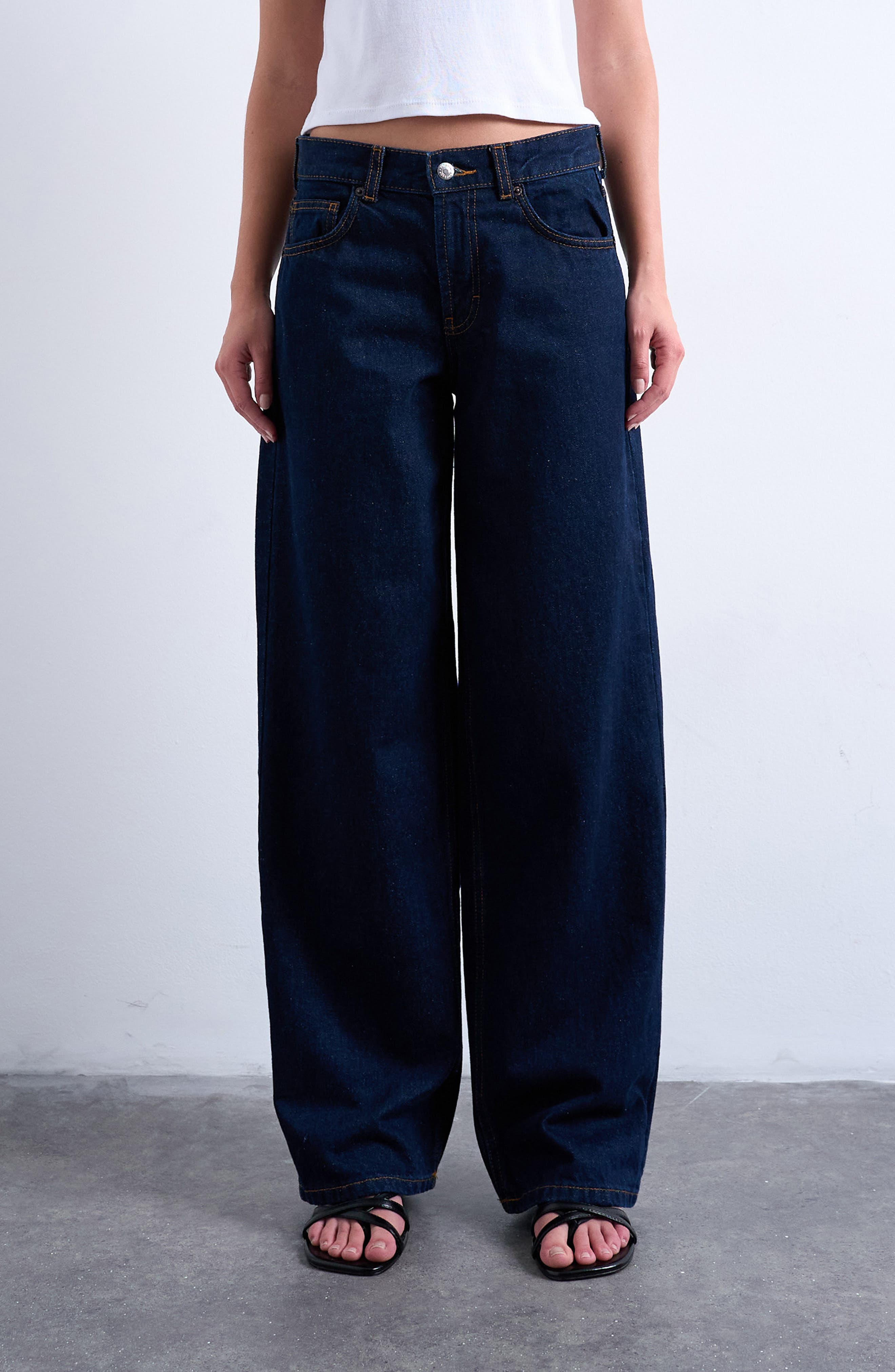 selected MEDIUM BLUE