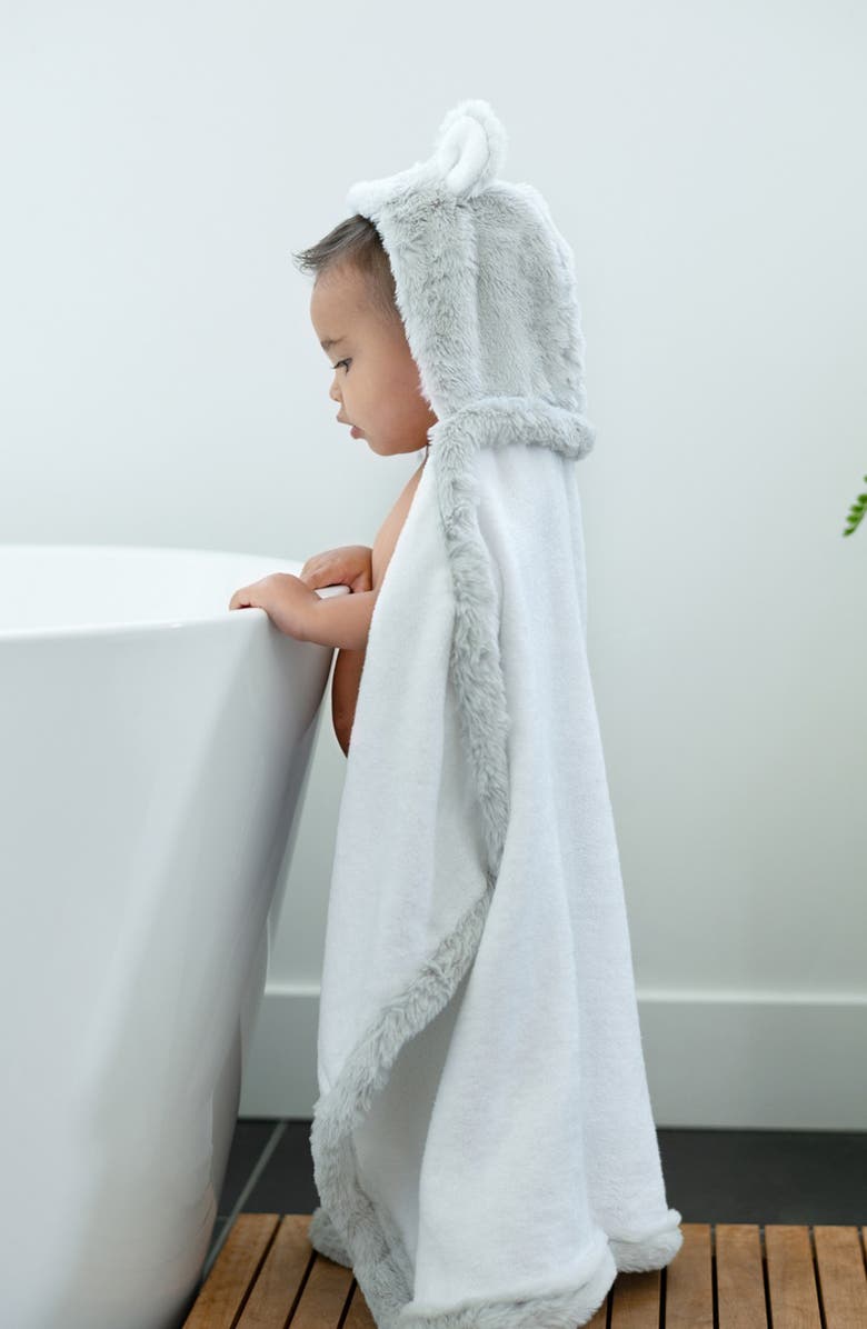 Little Giraffe Luxe Towel, Alternate, color, Silver