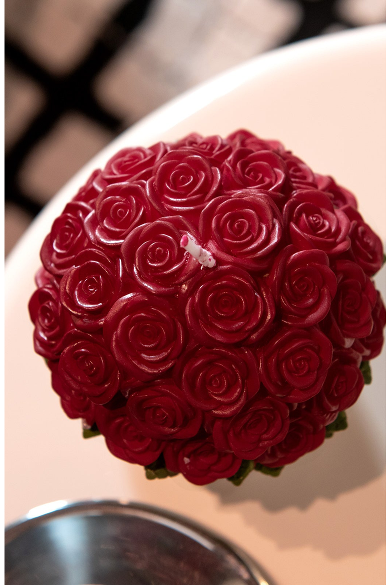 Rose Bouquet Candle, Alternate, color, Dark Red Rose