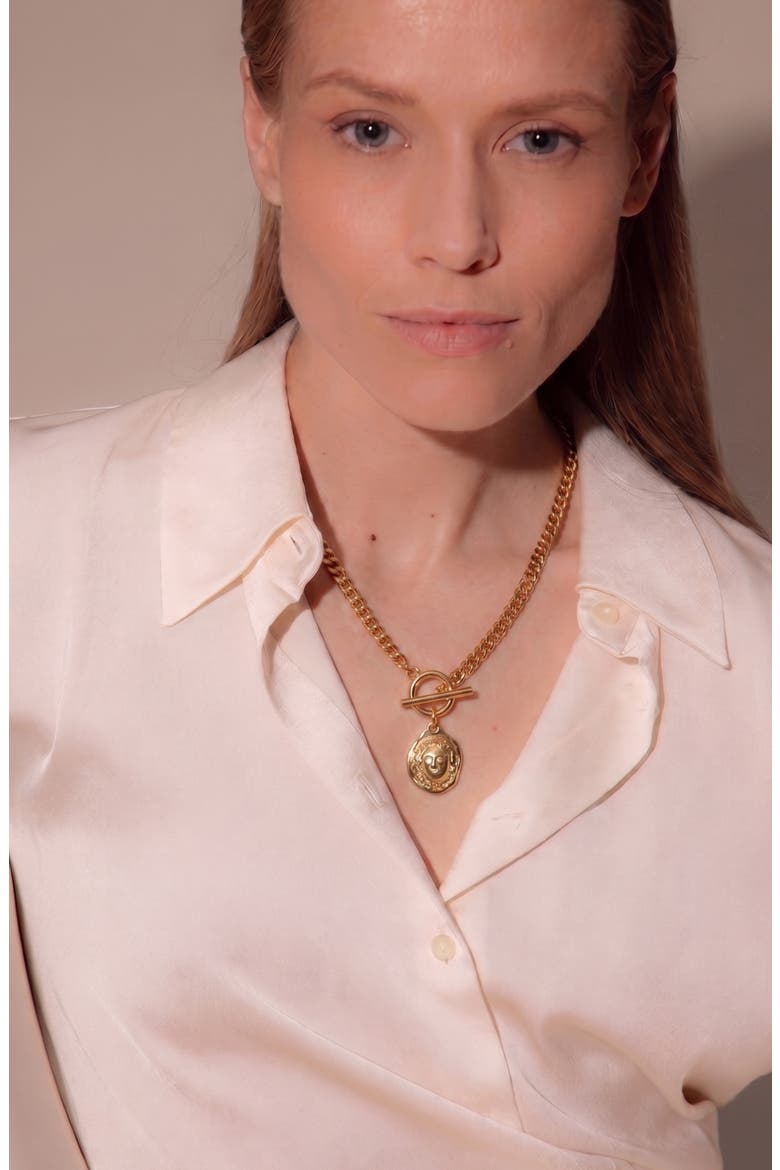 Eleni Mini Curb T-Bar Necklace In Gold, Alternate, color, Gold