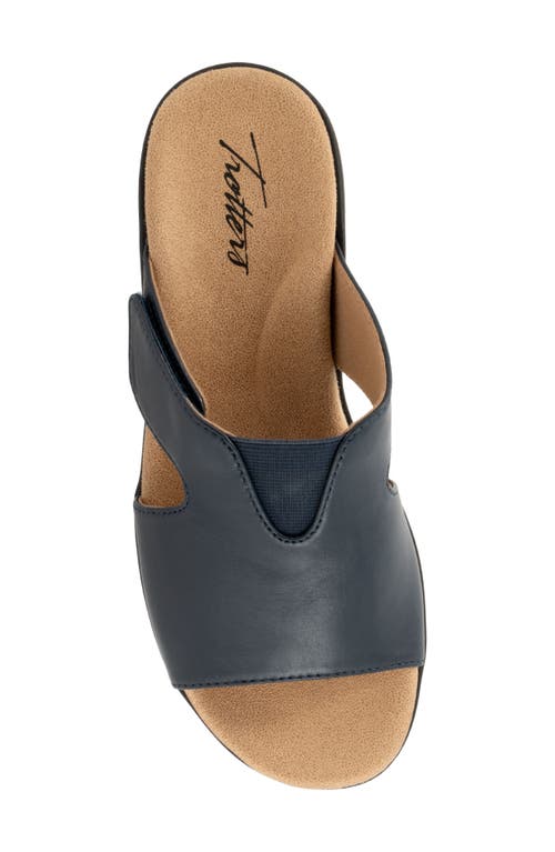 Trotters Roxine Slide Sandal In Navy