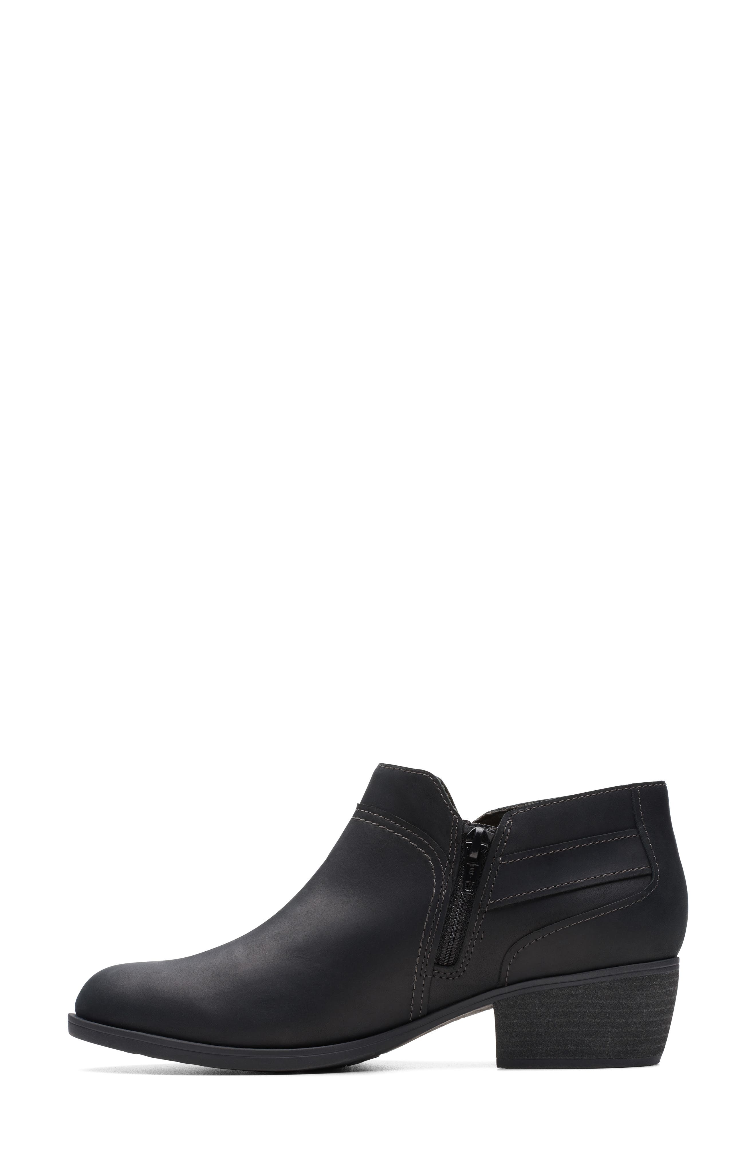 Clarks<sup>®</sup> Charlton Grace Ankle Boot, Alternate, color, Black Oily Lea