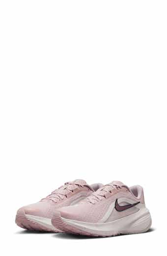 Nike Downshifter 14 Running Shoe