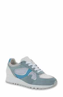 Collins Sneaker