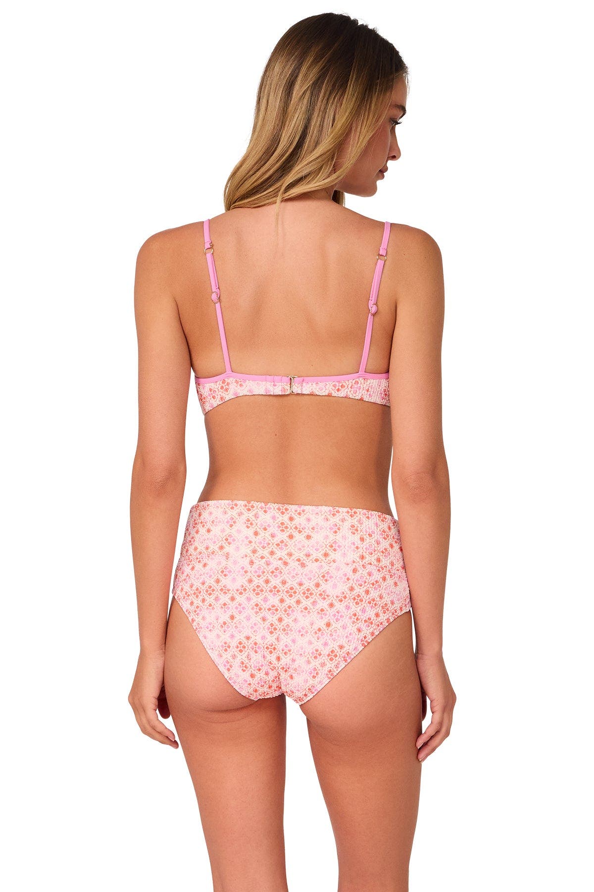 Coral Kiss Scrunch