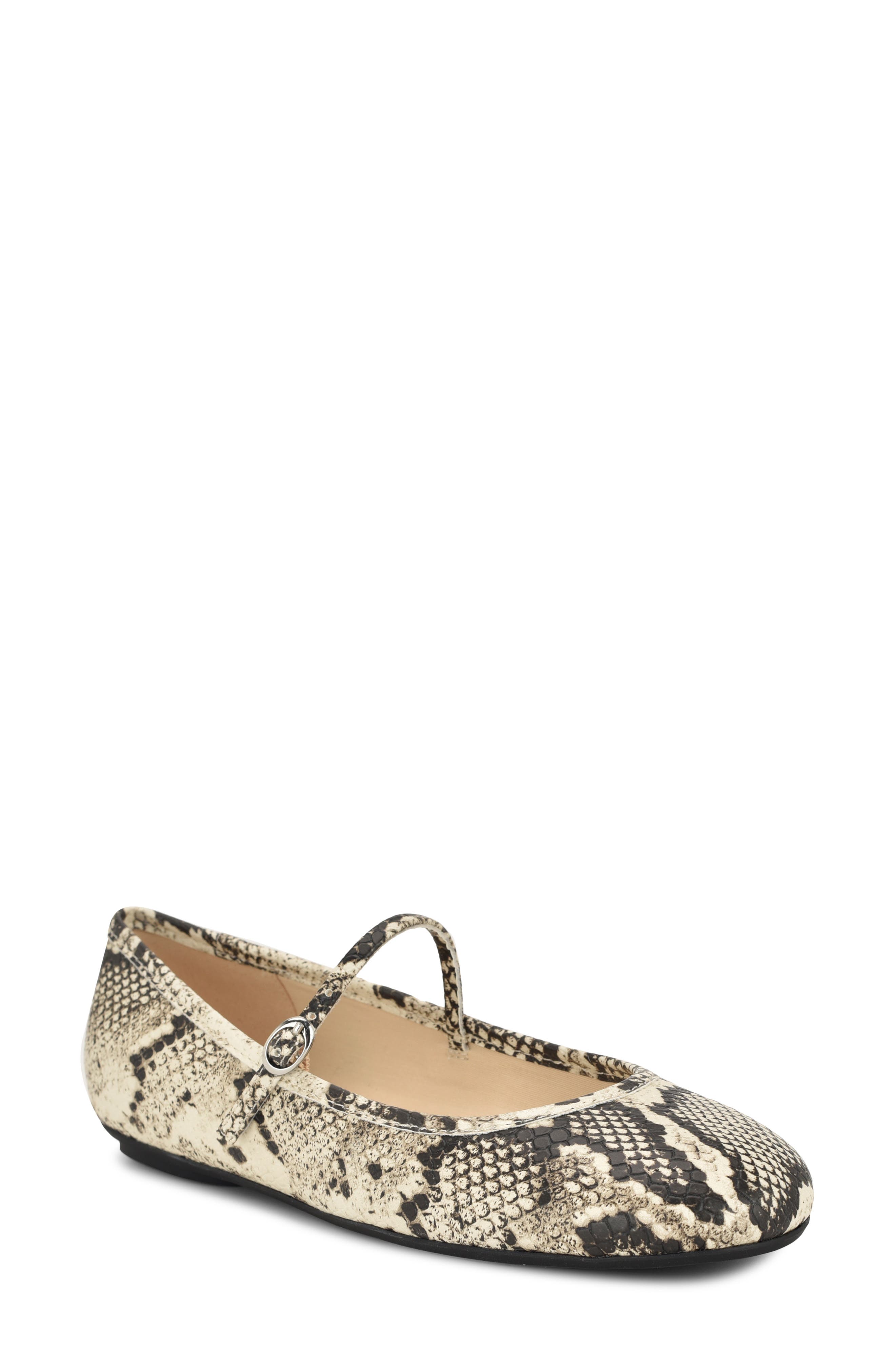 Nine West Classik Mary Jane Flat, Main, color, Light Natural