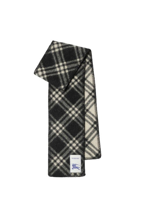 Burberry Vintage Check Wool Scarf In Black